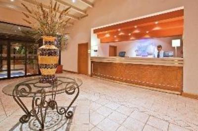фото отеля Holiday Inn Express Chihuahua