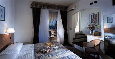 фото отеля BEST WESTERN Raffaelli Park Hotel