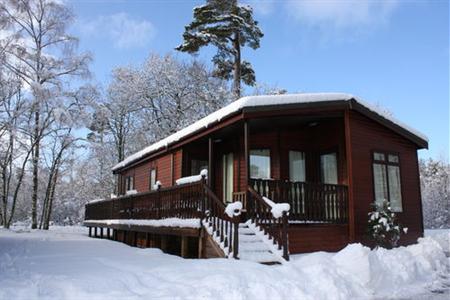 фото отеля Loch Kinord Hotel Dinnet