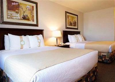 фото отеля Holiday Inn Hotel & Suites West Edmonton