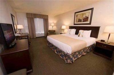 фото отеля Holiday Inn Hotel & Suites West Edmonton