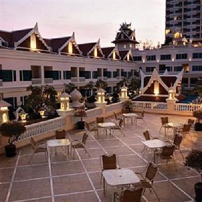 фото отеля Grand Pacific Sovereign Resort & Spa