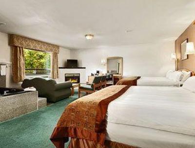 фото отеля Ramada Valemount