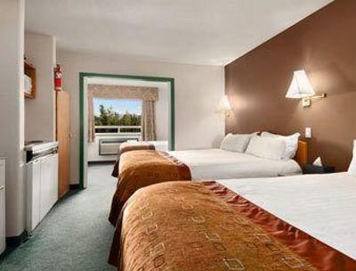 фото отеля Ramada Valemount