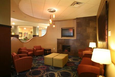 фото отеля Holiday Inn Omaha Downtown Airport