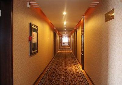 фото отеля Golden Holiday Inn