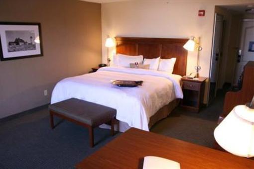 фото отеля Hampton Inn South Kingstown
