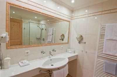 фото отеля Tiefenbrunner Hotel