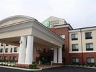 фото отеля Holiday Inn Express & Suites Fairmont