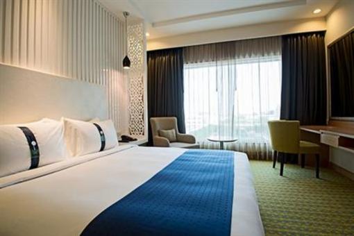фото отеля Holiday Inn Amritsar Ranjit Avenue