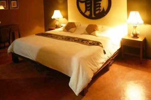 фото отеля Amanta House Boutique Hotel Phuket