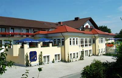 фото отеля Landgasthof Apfelbeck