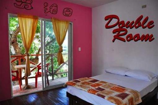 фото отеля Graffiti Playa Hostel