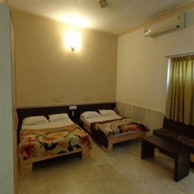 фото отеля Suncity Cottage