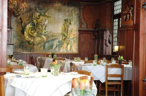 фото отеля Hotel De l'Illwald Selestat