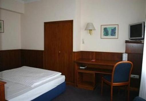 фото отеля Niederrad Hotel