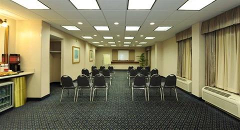фото отеля Hampton Inn Atlanta Southlake