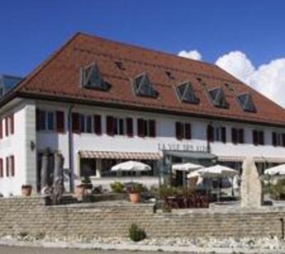 фото отеля La Vue-des-Alpes Hotel