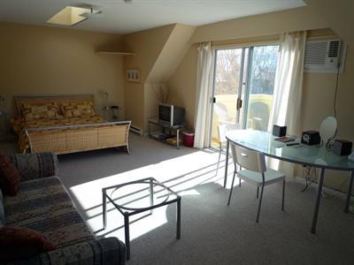 фото отеля Shore-Line B&B