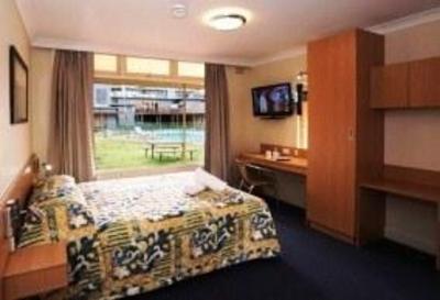 фото отеля Sovereign Inn Cowra