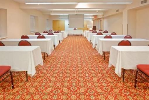 фото отеля Holiday Inn Express & Suites Arlington, TX