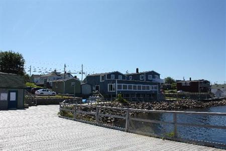 фото отеля Bay Wind Suites