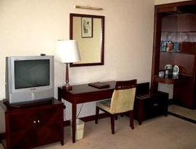фото отеля Donghai Hotel