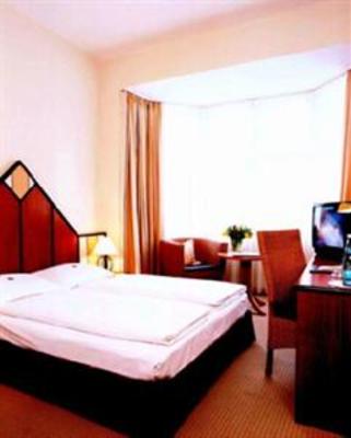 фото отеля Hotel Minerva Freiburg im Breisgau