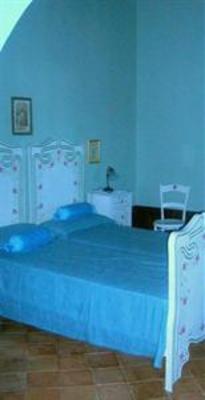 фото отеля Palazzo Verga Bed and Breakfast Cotronei
