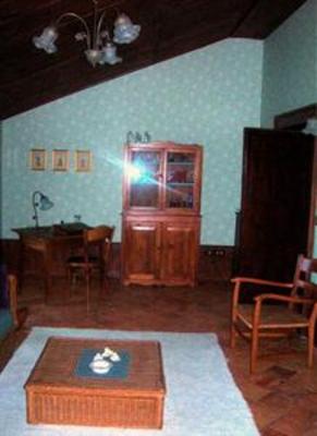фото отеля Palazzo Verga Bed and Breakfast Cotronei