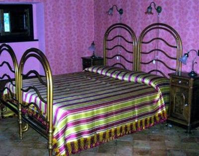 фото отеля Palazzo Verga Bed and Breakfast Cotronei
