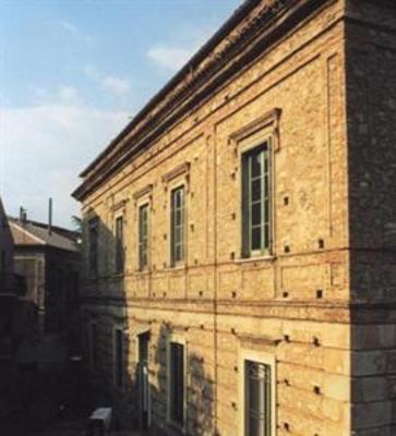 фото отеля Palazzo Verga Bed and Breakfast Cotronei