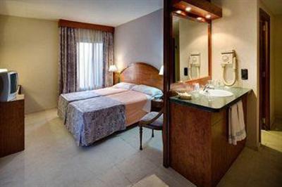 фото отеля Hotel Reina Cristina Teruel