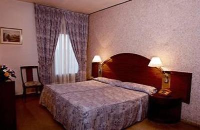 фото отеля Hotel Reina Cristina Teruel