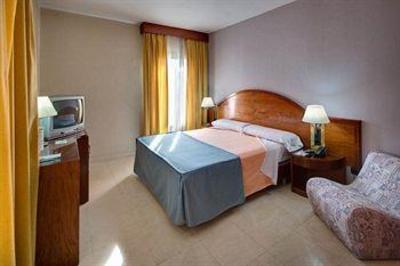 фото отеля Hotel Reina Cristina Teruel