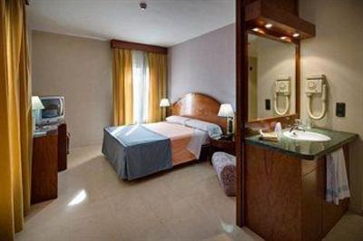 фото отеля Hotel Reina Cristina Teruel