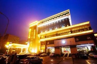 фото отеля The Empire Club Chengdu