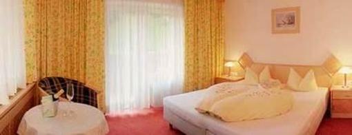 фото отеля Hotel Garni Zur Sonne