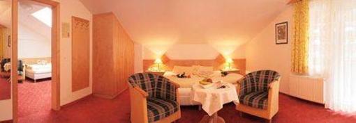 фото отеля Hotel Garni Zur Sonne