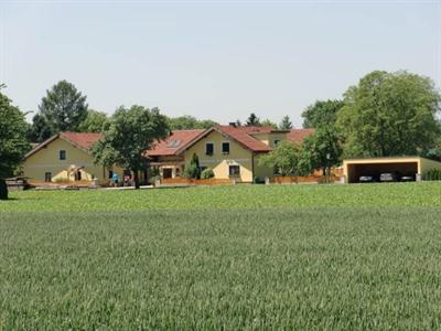фото отеля Radlerpension Leeb