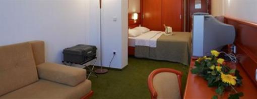 фото отеля Korona Casino & Hotel