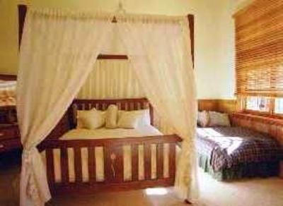 фото отеля Butterfly Farm Bed & Breakfast
