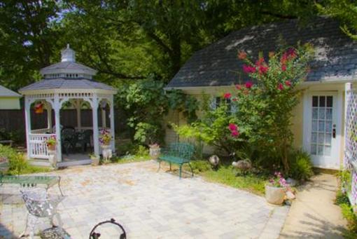 фото отеля Paradise Bed and Breakfast