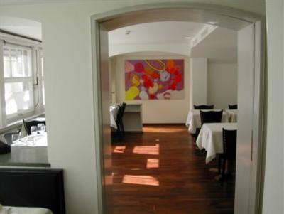 фото отеля Hotel Baeren Lachen