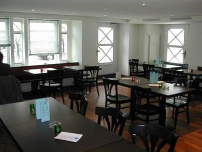 фото отеля Hotel Baeren Lachen