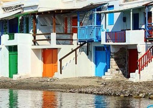 фото отеля Parasporos Village
