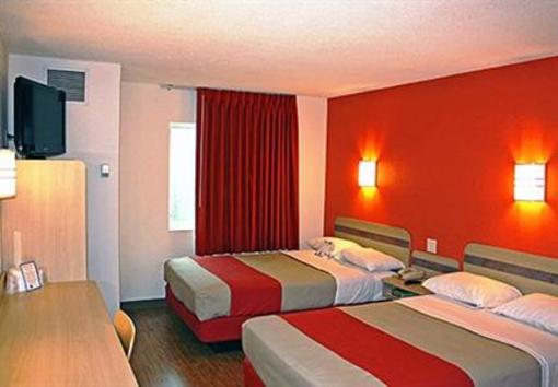 фото отеля Motel 6 Toronto - Mississauga #1910