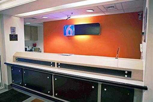 фото отеля Motel 6 Toronto - Mississauga #1910