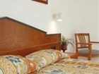 фото отеля Hostal Sol i Mar