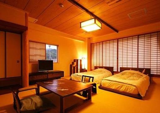 фото отеля Kawaguchiya Riverside Hotel
